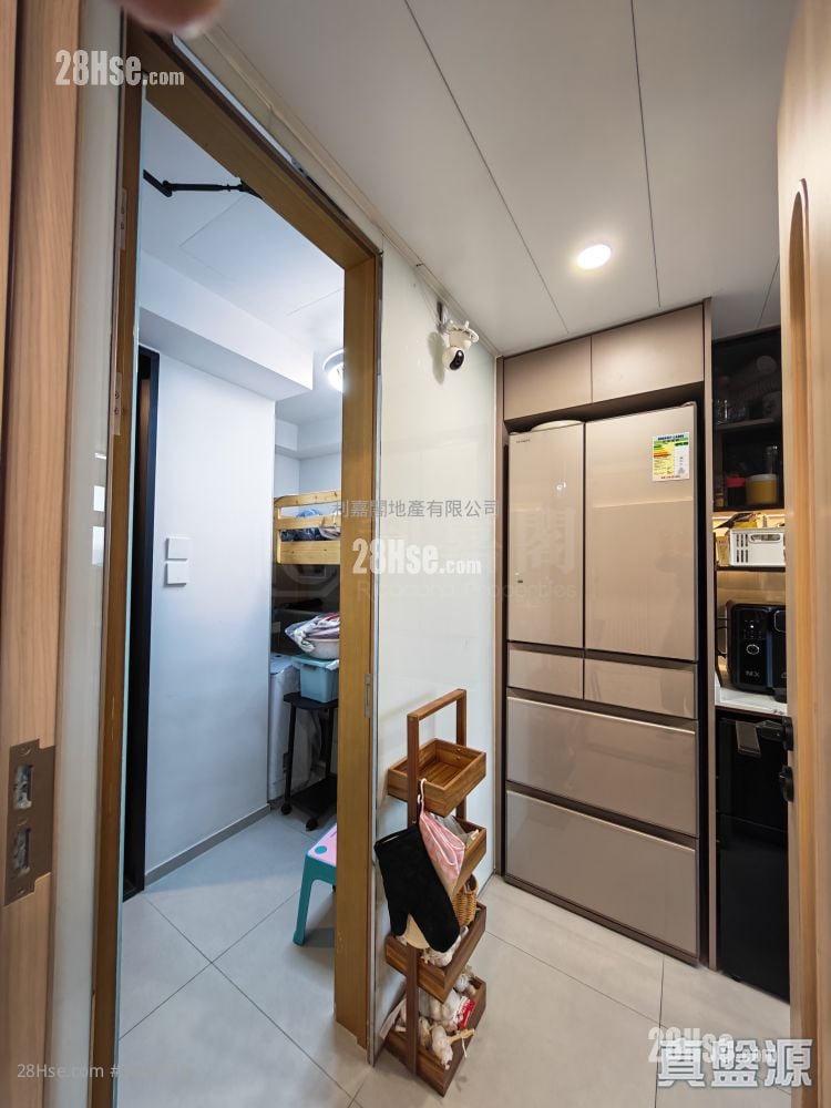 Park Signature Sell 3 Bedrooms 786 ft²