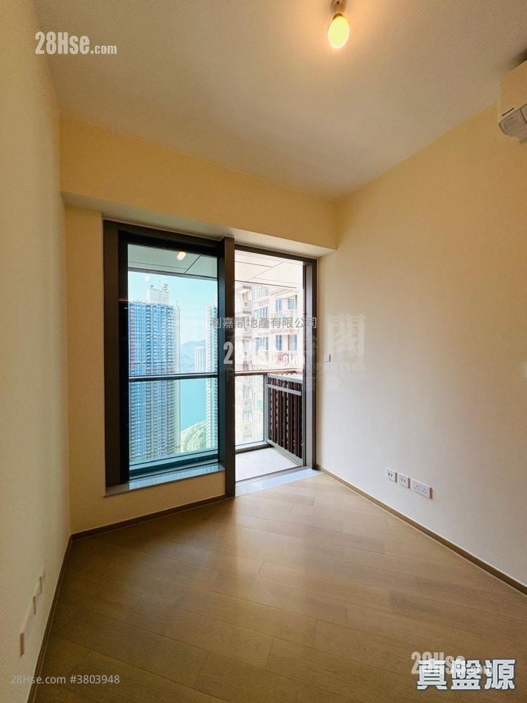 Villa Garda Iii Sell 1 Bedroom , 1 Bathroom 340 ft²