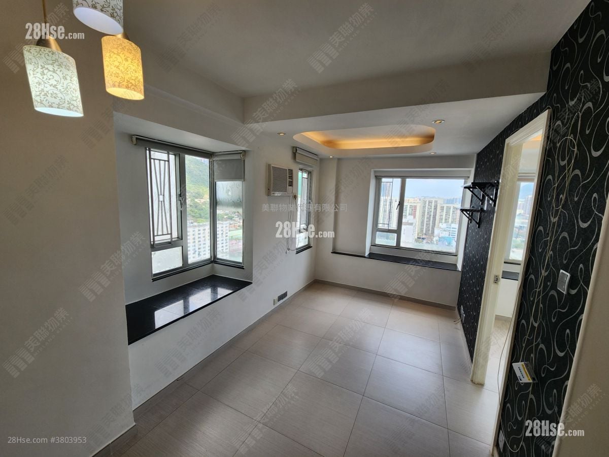 Lucky Plaza Sell 1 Bedroom , 1 Bathroom 326 ft²
