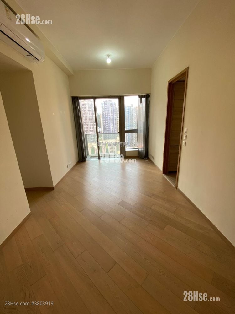 Chatham Gate Sell 2 Bedrooms , 1 Bathroom 609 ft²