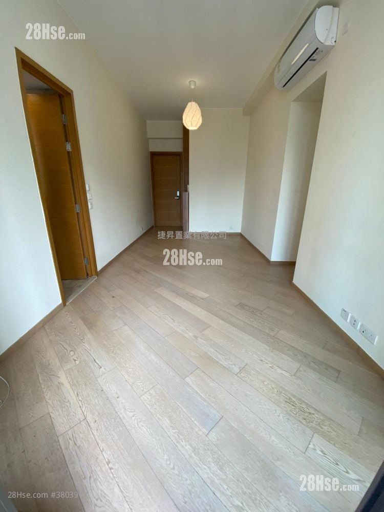 Chatham Gate Sell 2 Bedrooms , 1 Bathroom 609 ft²