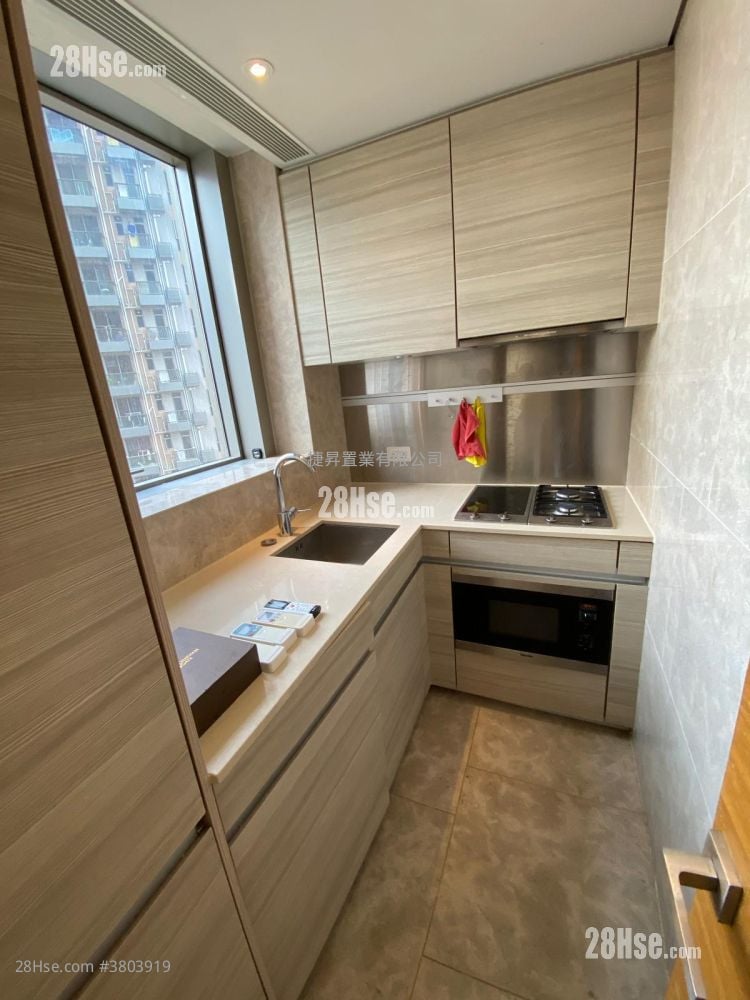 Chatham Gate Sell 2 Bedrooms , 1 Bathroom 609 ft²