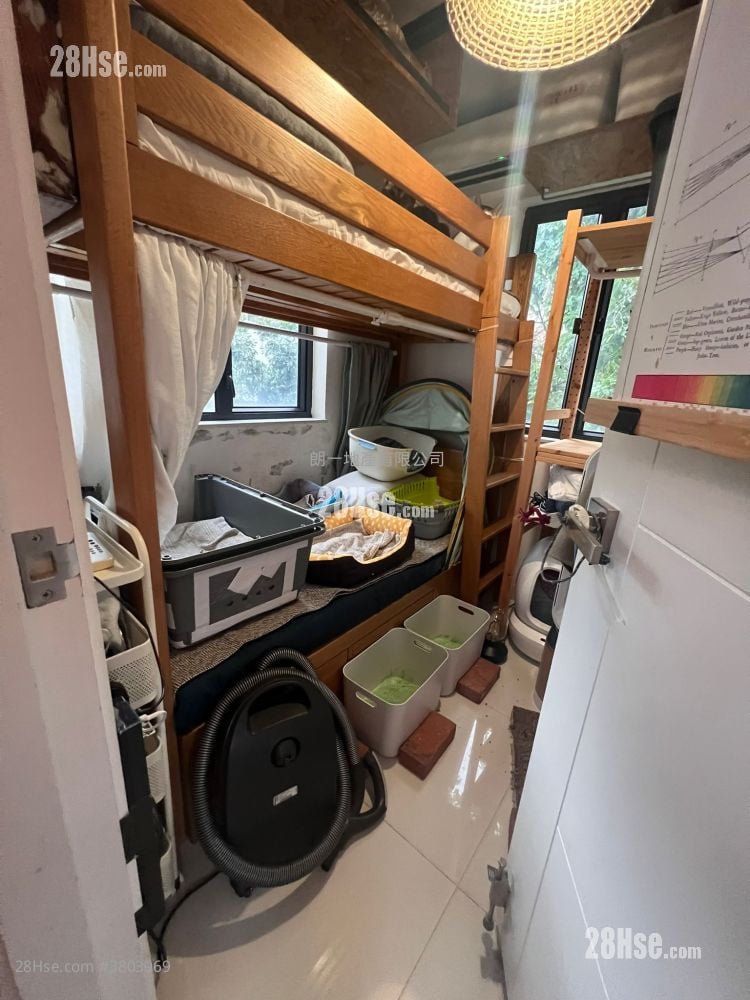 村屋 售盘 3 房 , 2 浴室