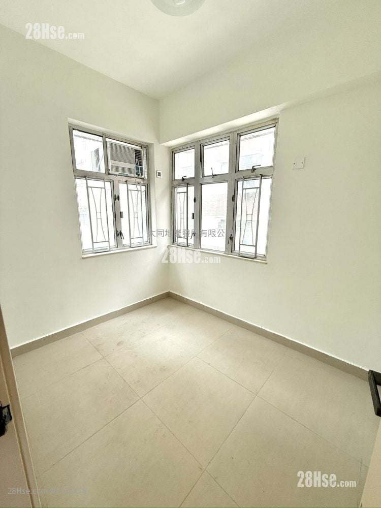 Hung Tat Building Rental 2 Bedrooms , 1 Bathroom
