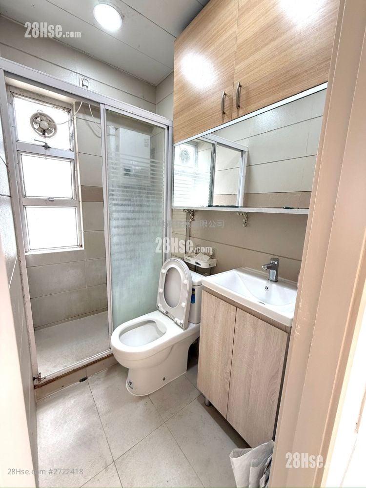 Hung Tat Building Rental 2 Bedrooms , 1 Bathroom