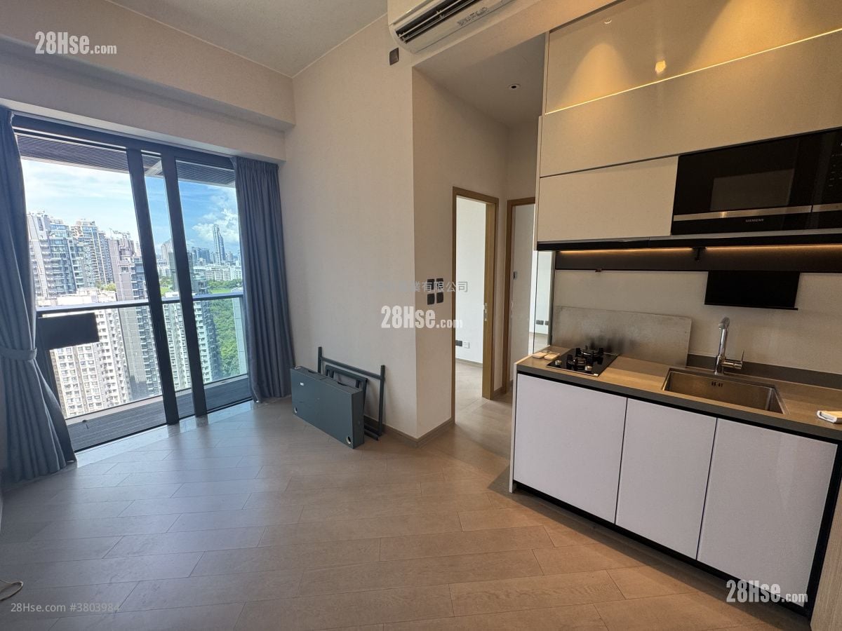 The Vantage Sell 2 Bedrooms , 1 Bathroom 381 ft²