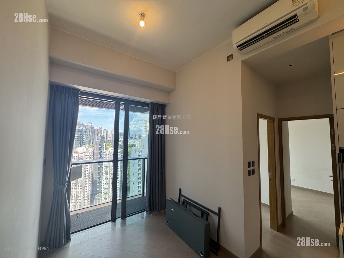 The Vantage Sell 2 Bedrooms , 1 Bathroom 381 ft²