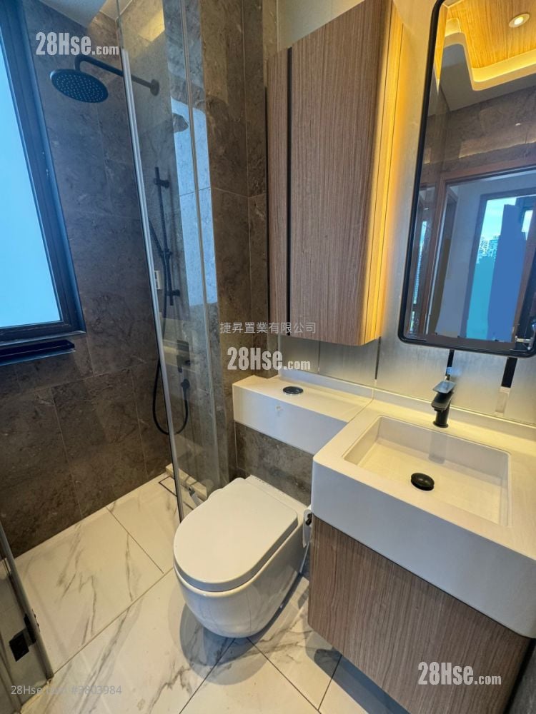 The Vantage Sell 2 Bedrooms , 1 Bathroom 381 ft²