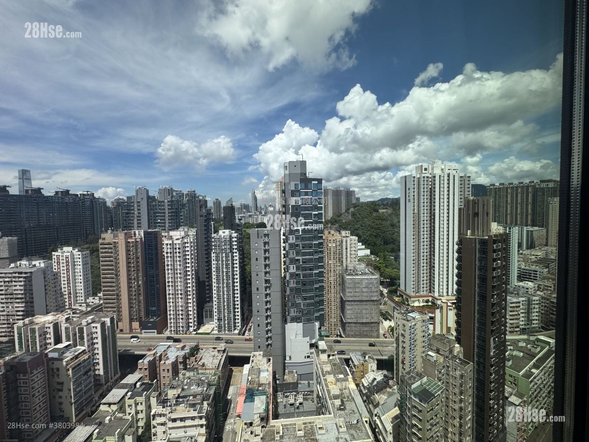 The Vantage Sell 2 Bedrooms , 1 Bathroom 381 ft²