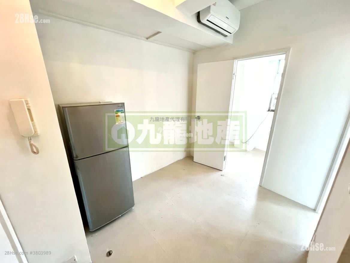 民兴大楼 售盘 1 房 , 1 浴室 225 平方尺