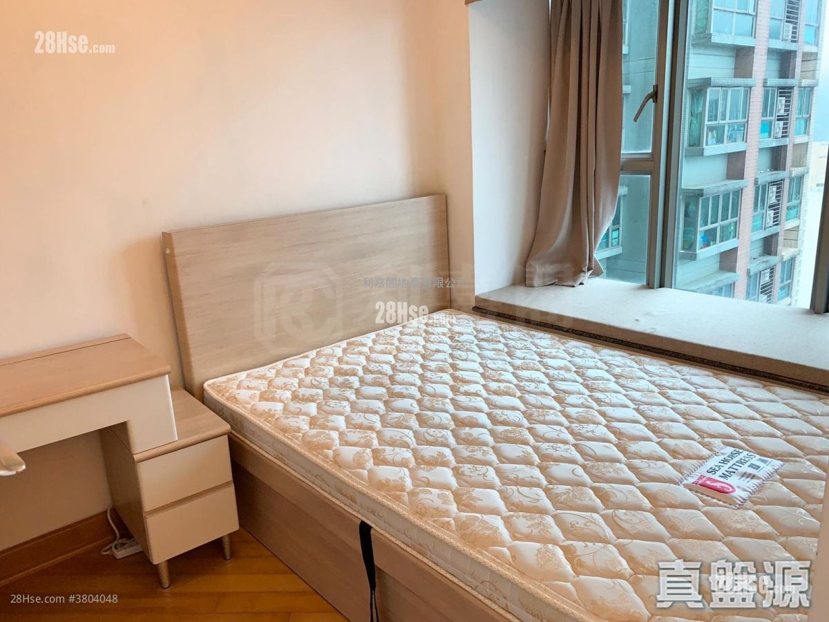 Park Central Rental 406 ft²