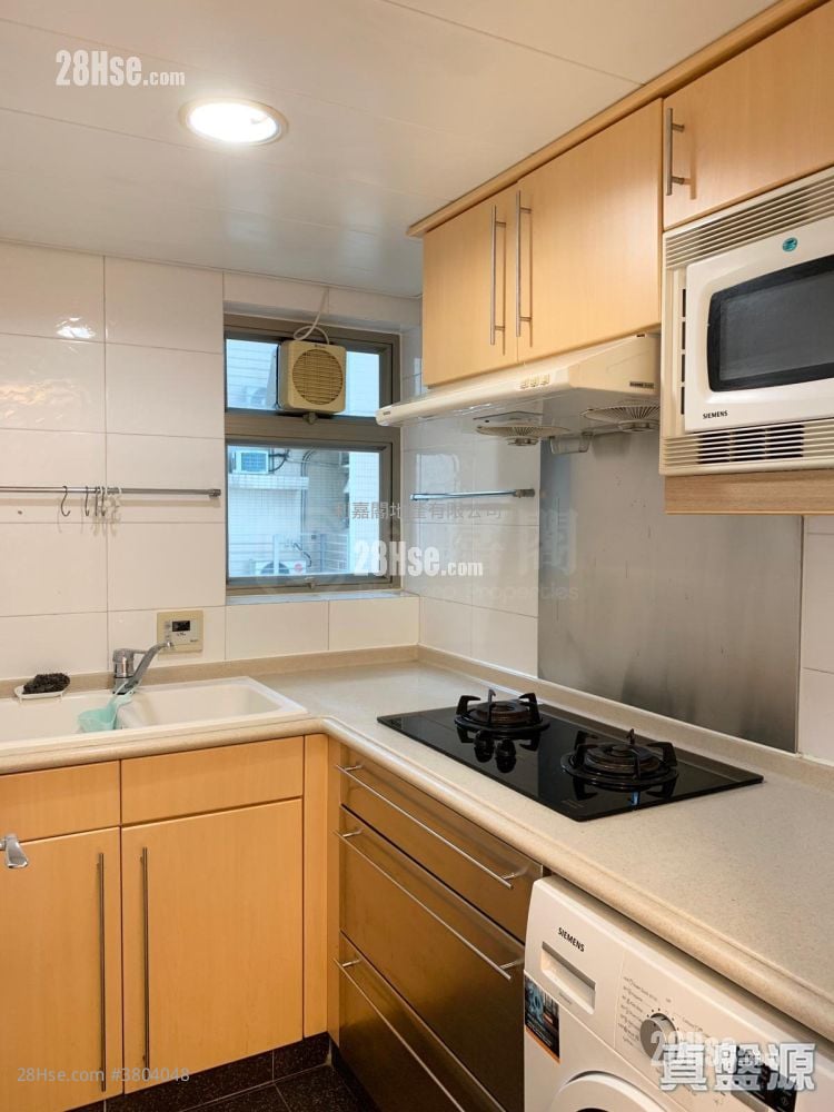 Park Central Rental 406 ft²