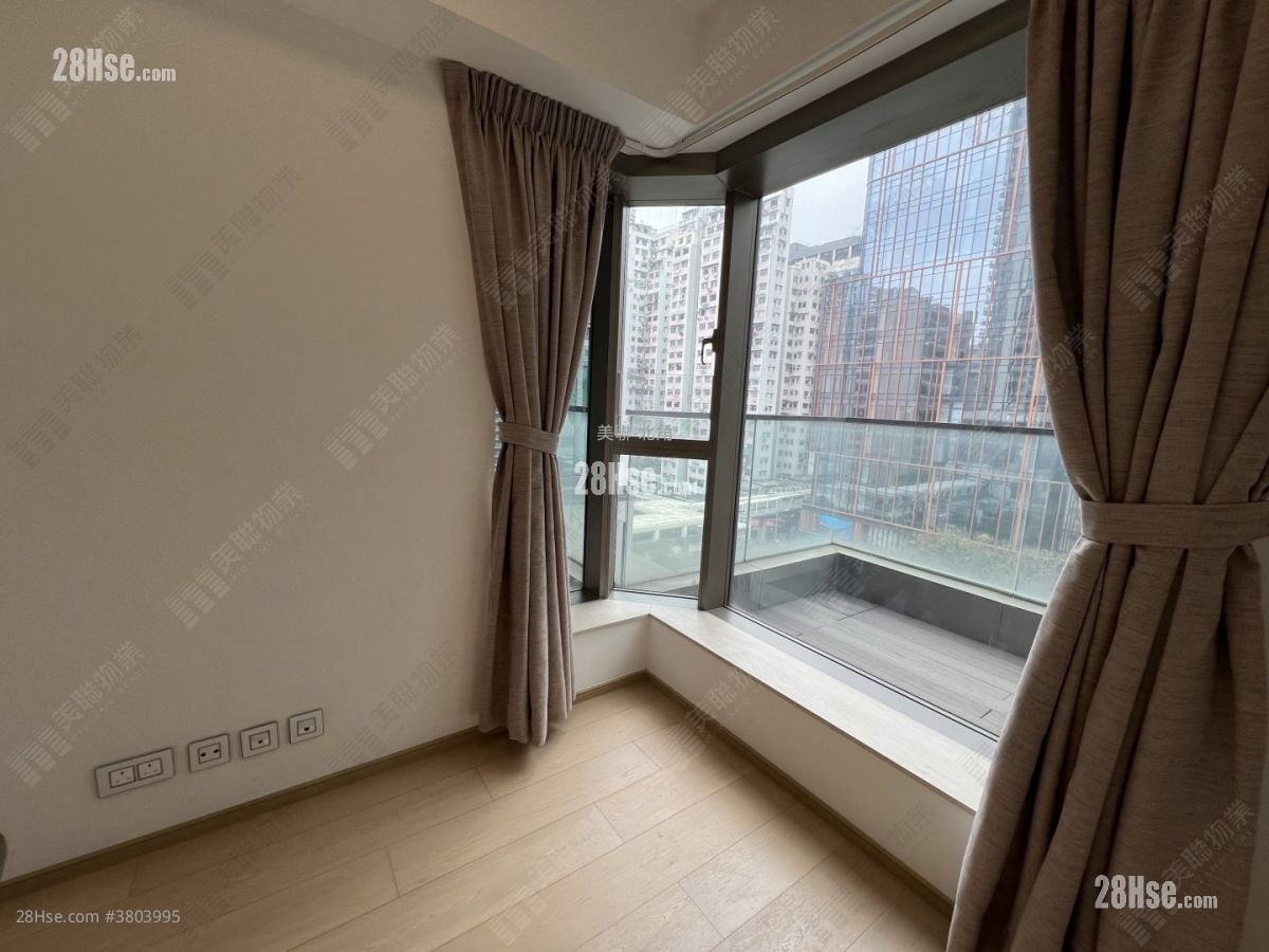 维港颂 售盘 3 房 , 3 浴室 1,042 平方尺