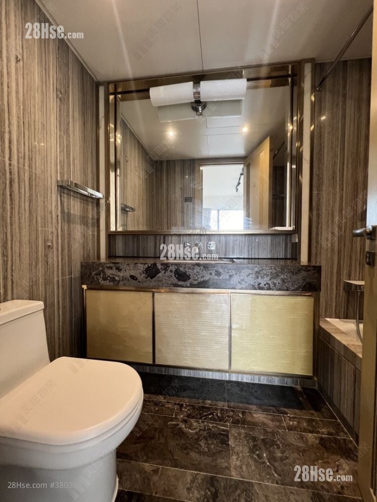 维港颂 售盘 3 房 , 3 浴室 1,042 平方尺