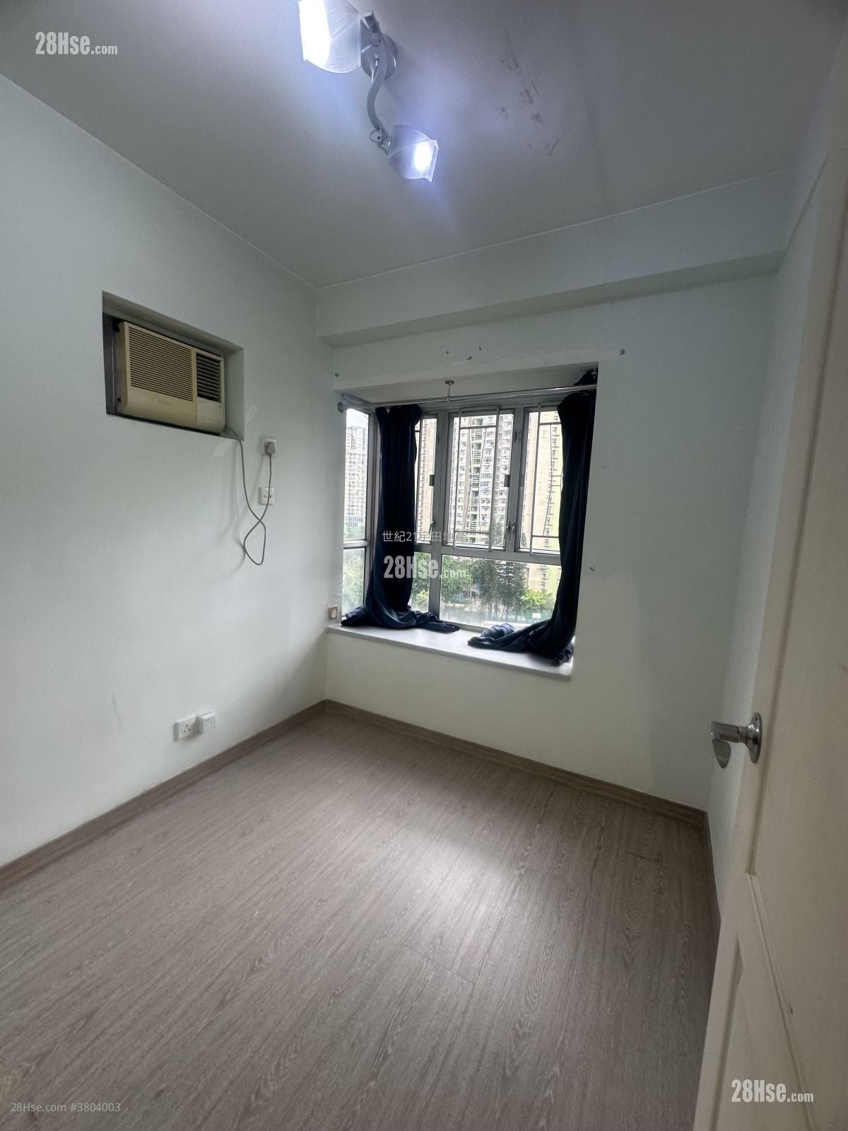 Serenity Park Sell 2 Bedrooms , 1 Bathroom 440 ft²