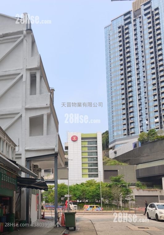 Crayon Building Sell 2 Bedrooms , 1 Bathroom 269 ft²