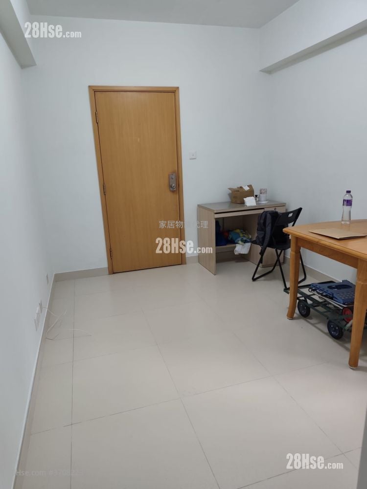 Tung Po Building Rental 2 Bedrooms , 1 Bathroom 341 ft²