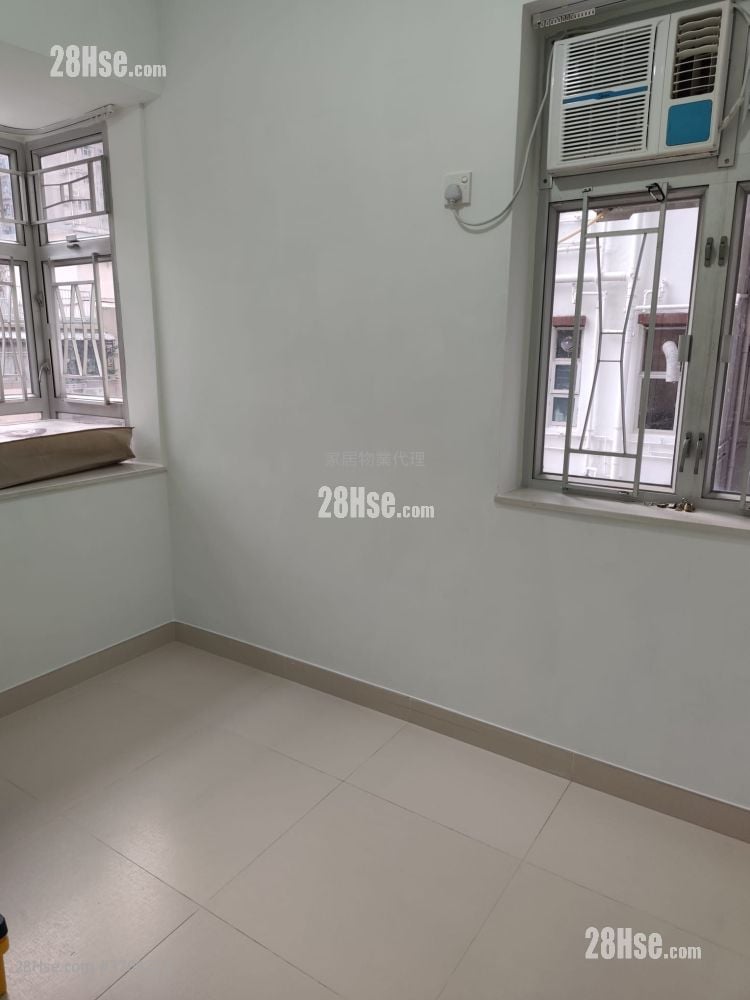 Tung Po Building Rental 2 Bedrooms , 1 Bathroom 341 ft²