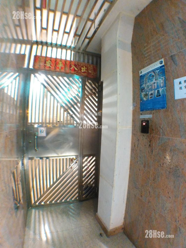 On Fook Building Rental 3 Bedrooms , 1 Bathroom 438 ft²