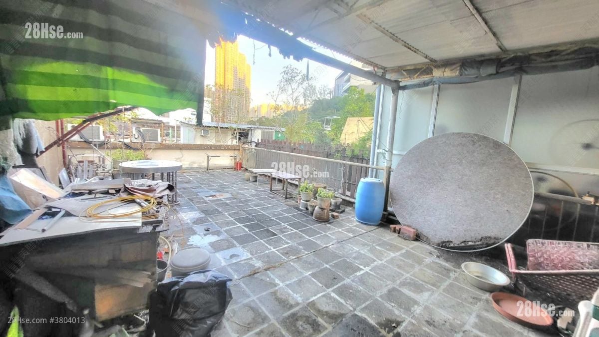 Lam Tin Resite Village Sell 700 ft²