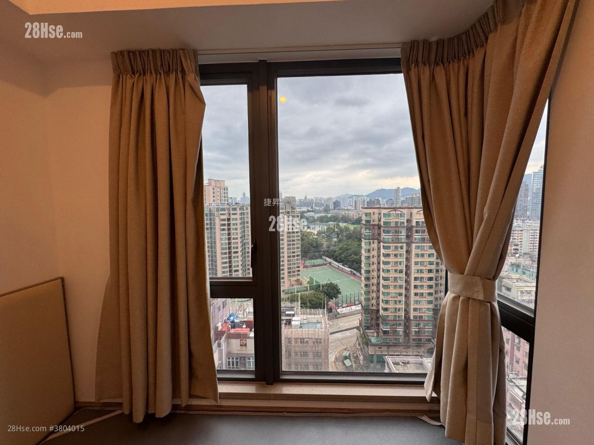 Downtown 38 售盘 2 房 , 1 浴室 385 平方尺