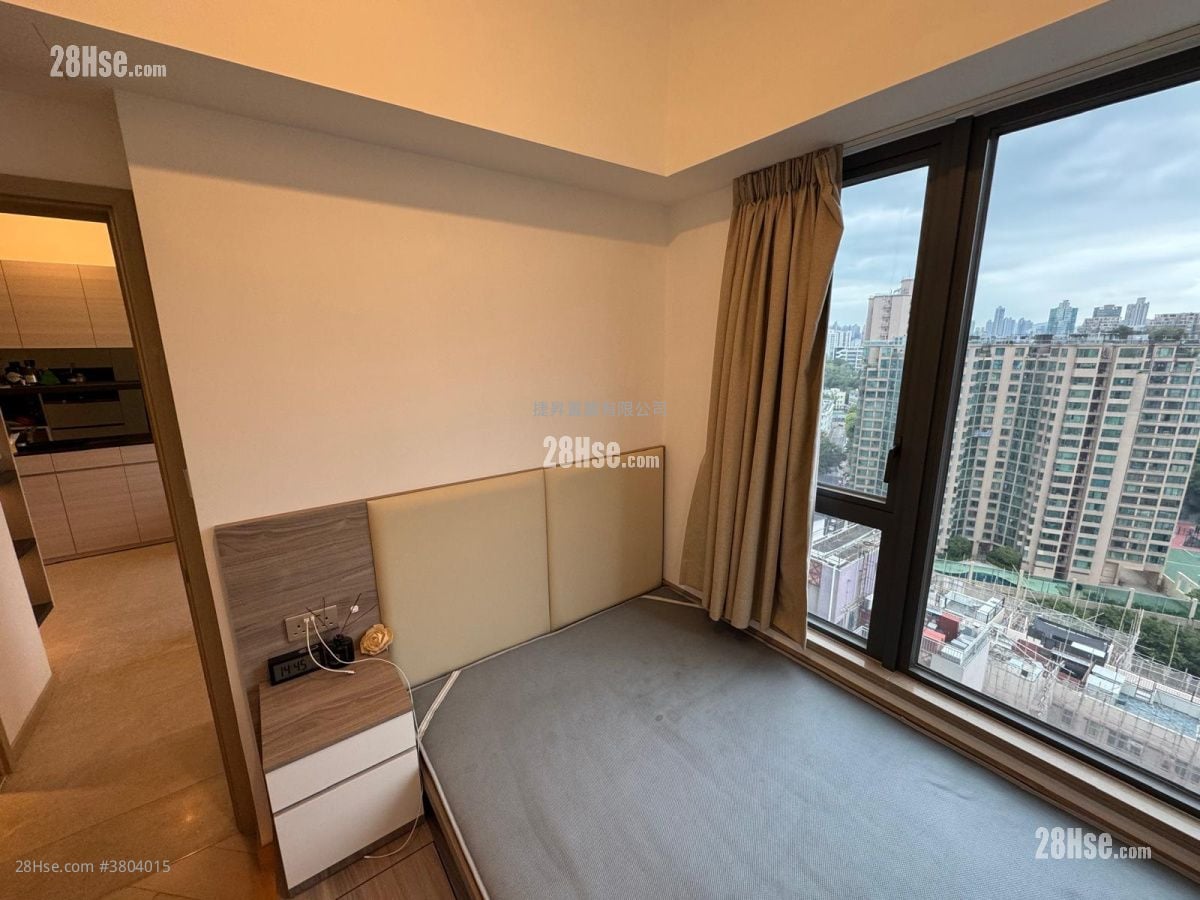 Downtown 38 售盘 2 房 , 1 浴室 385 平方尺