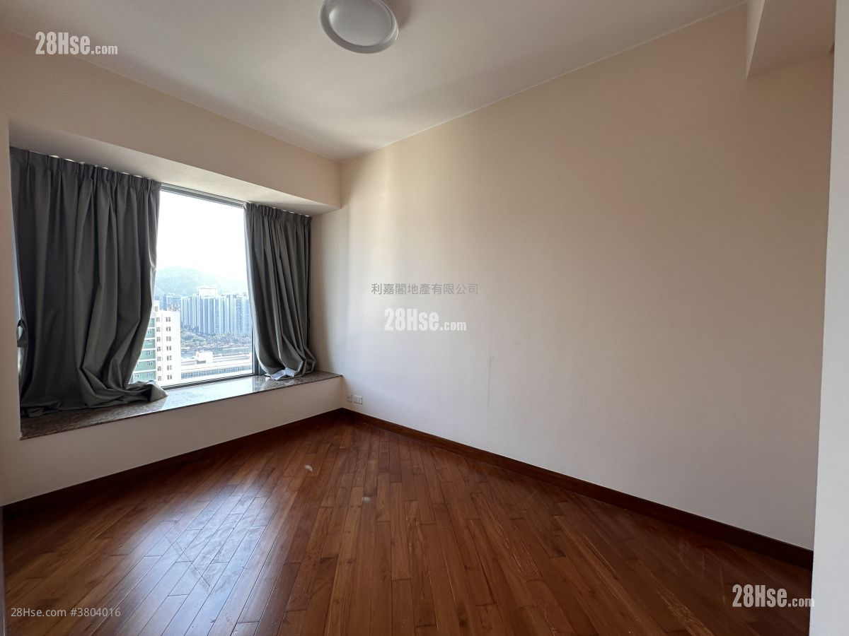 御龍山 售盤 3 房 , 2 浴室 1,016 平方呎