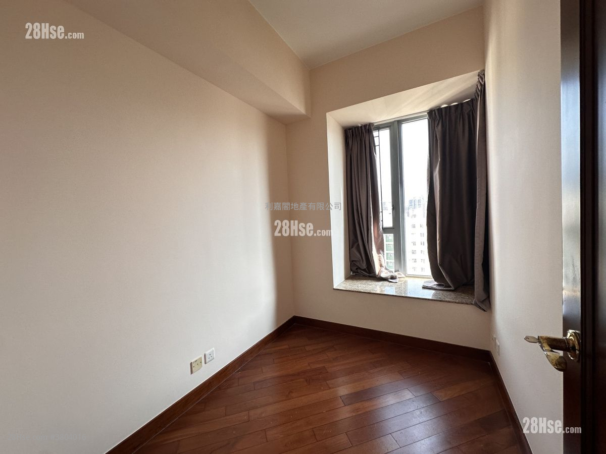 御龍山 售盤 3 房 , 2 浴室 1,016 平方呎