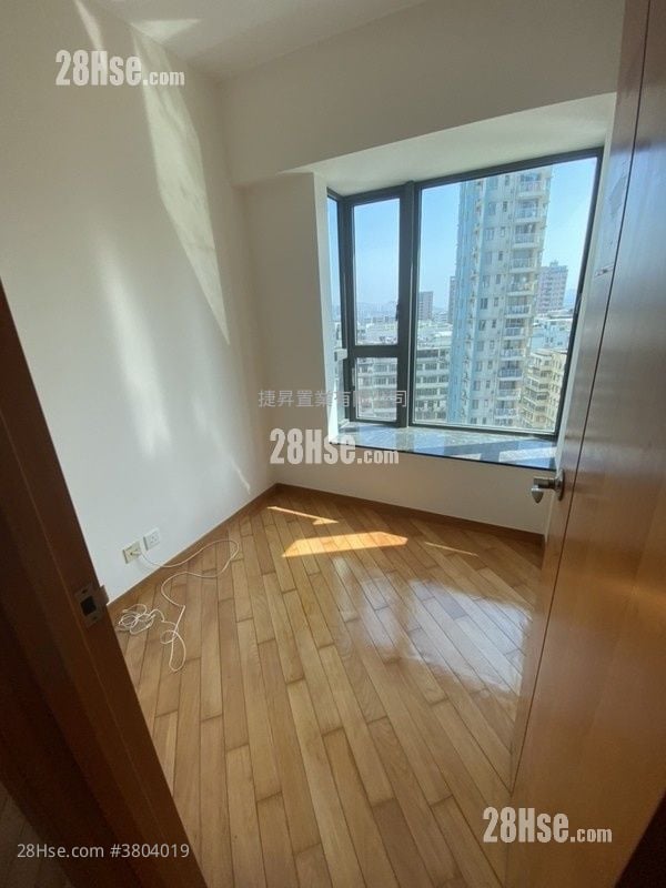 No. 18 Farm Road Sell 3 Bedrooms , 1 Bathroom 562 ft²