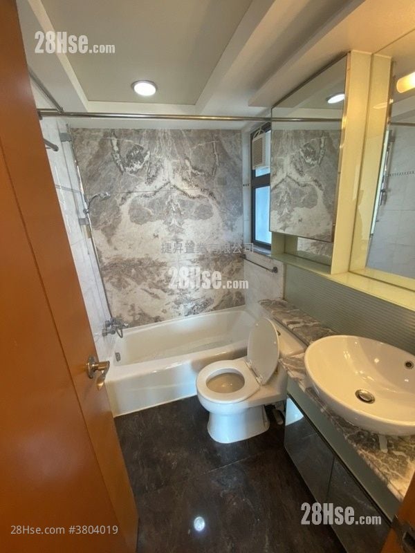 No. 18 Farm Road Sell 3 Bedrooms , 1 Bathroom 562 ft²