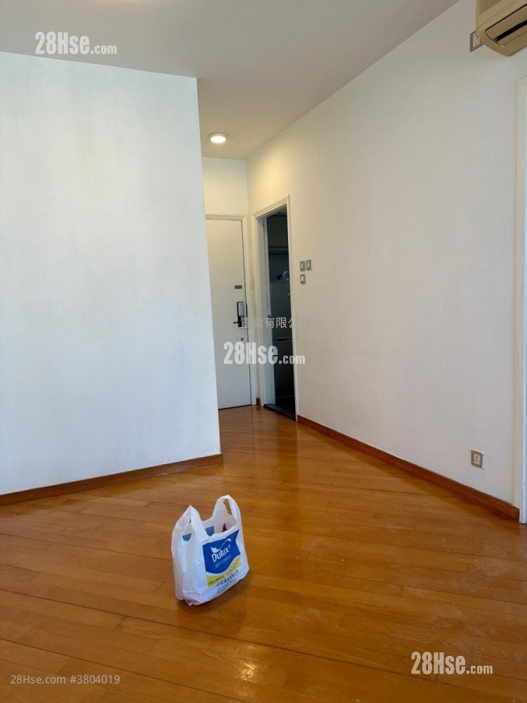 No. 18 Farm Road Sell 3 Bedrooms , 1 Bathroom 562 ft²