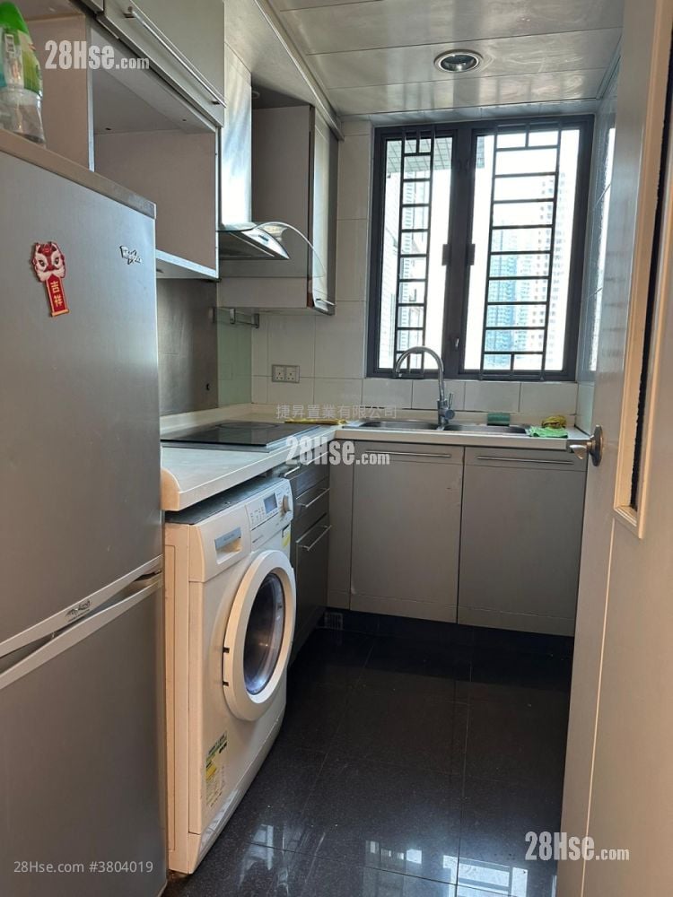 No. 18 Farm Road Sell 3 Bedrooms , 1 Bathroom 562 ft²