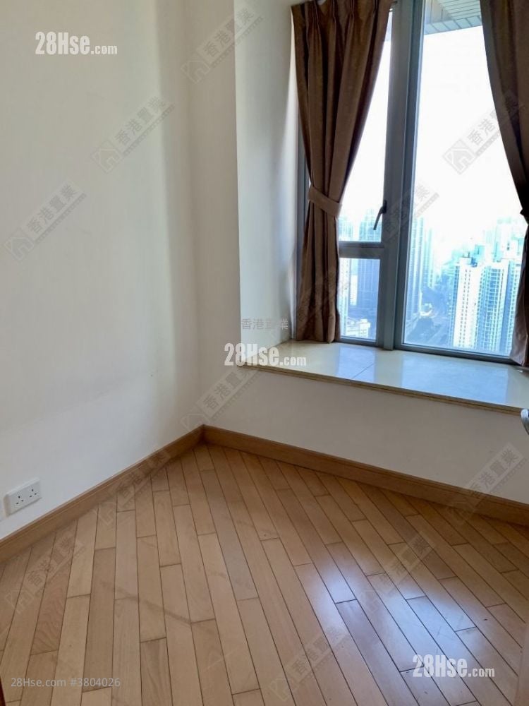 Manhattan Hill Sell 3 Bedrooms , 1 Bathroom 674 ft²