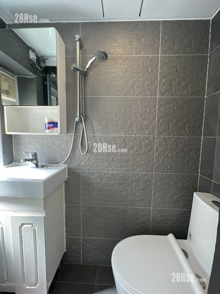 10 Pak Sha Road Rental Studio , 1 Bathroom 130 ft²