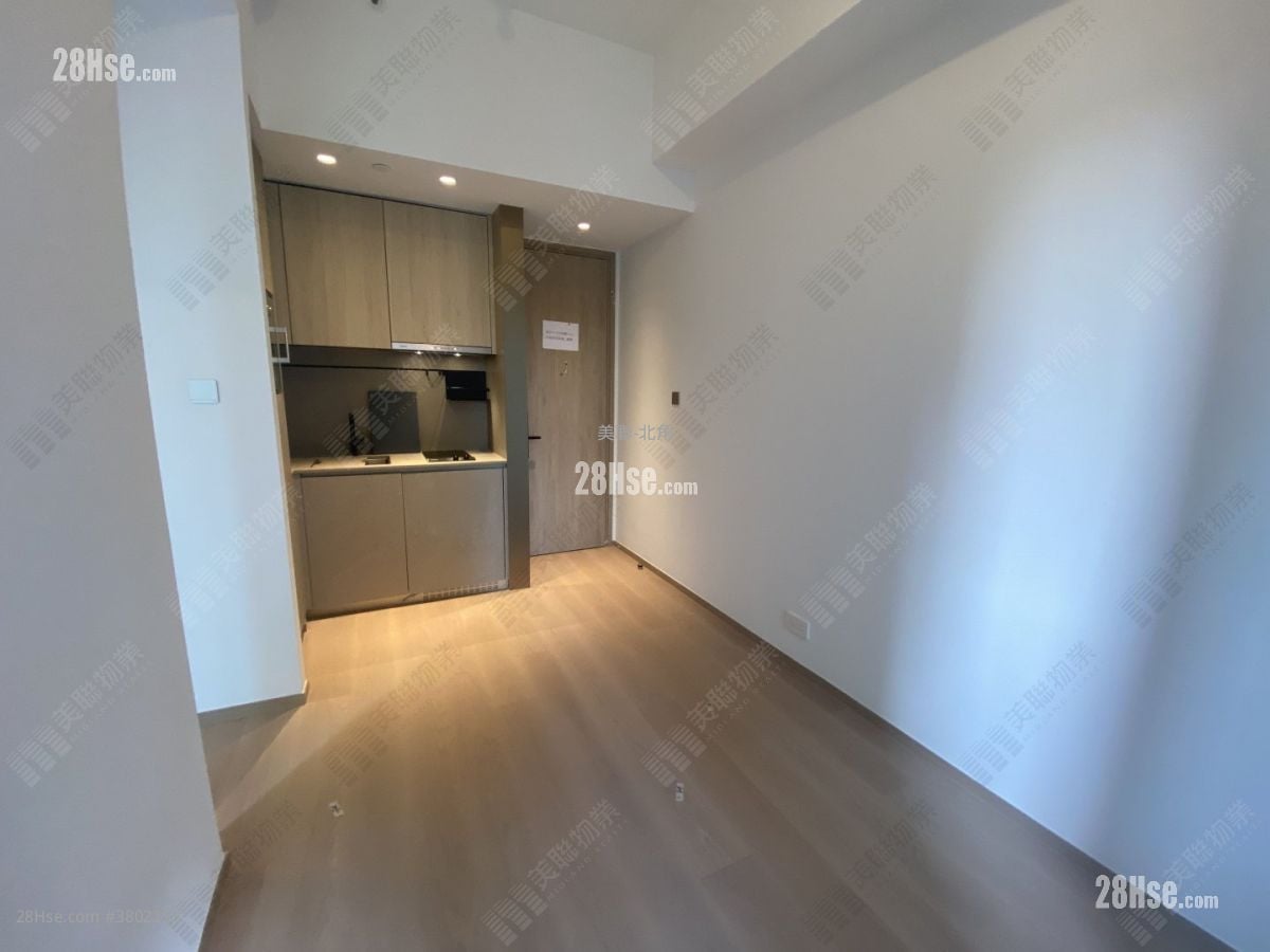 101 Kings Road 售盘 2 房 , 1 浴室 380 平方尺