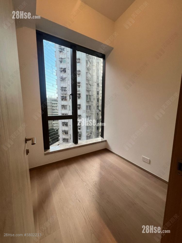 101 Kings Road 售盘 2 房 , 1 浴室 380 平方尺