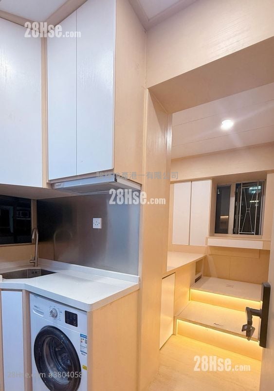 富威花园 租盘 290 平方尺