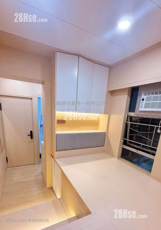 富威花园 租盘 290 平方尺