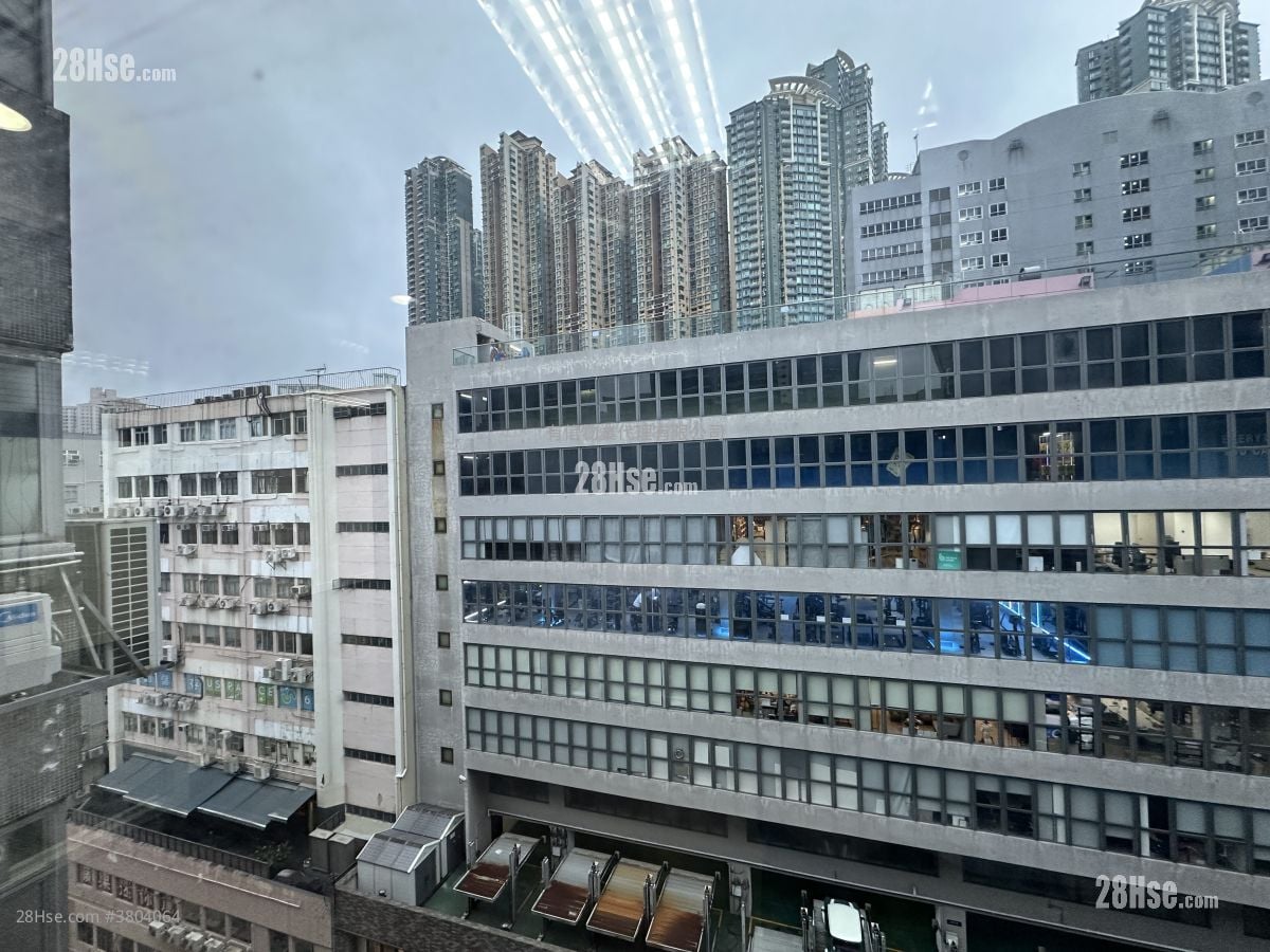 Elite Industrial Centre Rental 3 Bedrooms , 2 Toilets