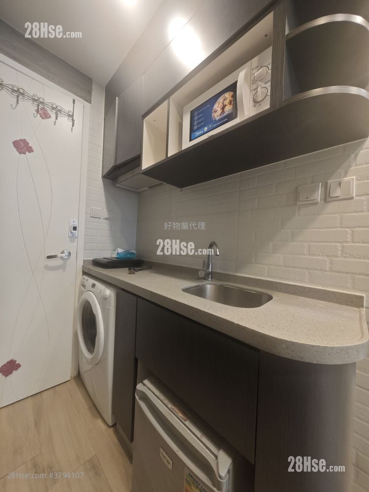 Southern Building Rental 1 Bathroom 170 ft²