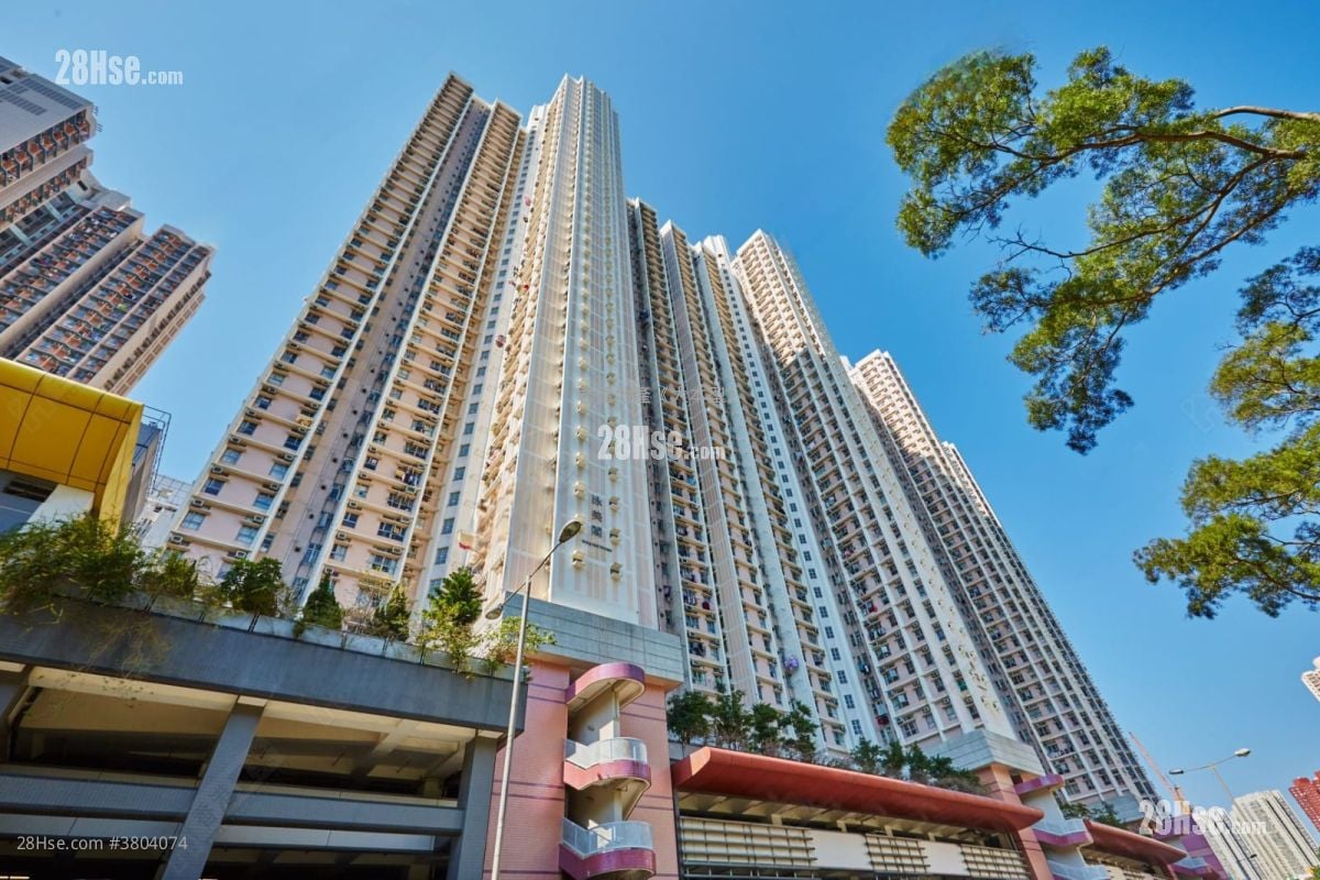 油翠苑 售盘 2 房 , 1 浴室