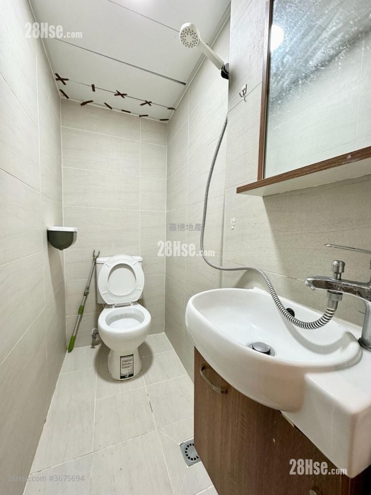 单幢楼房 租盘 1 房 , 1 浴室 180 平方尺