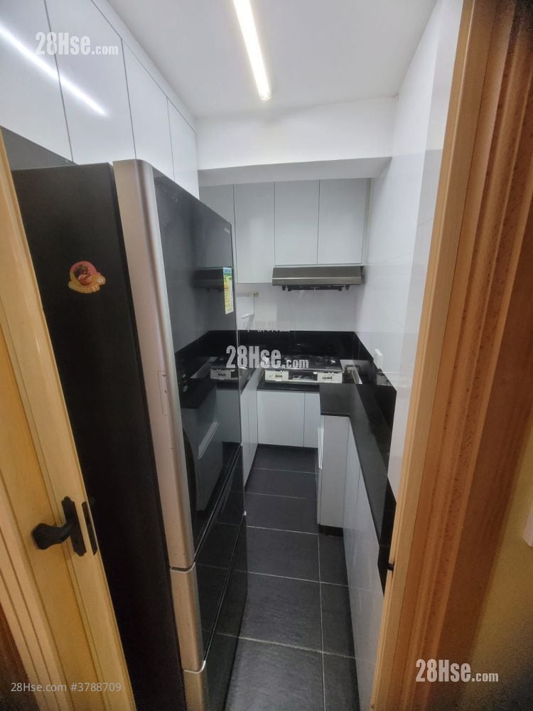 Prosperous Garden Sell 2 Bedrooms , 1 Bathroom 478 ft²