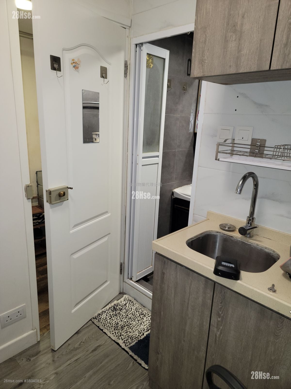 唐樓 租盤 開放式間隔 , 1 浴室 100 平方呎