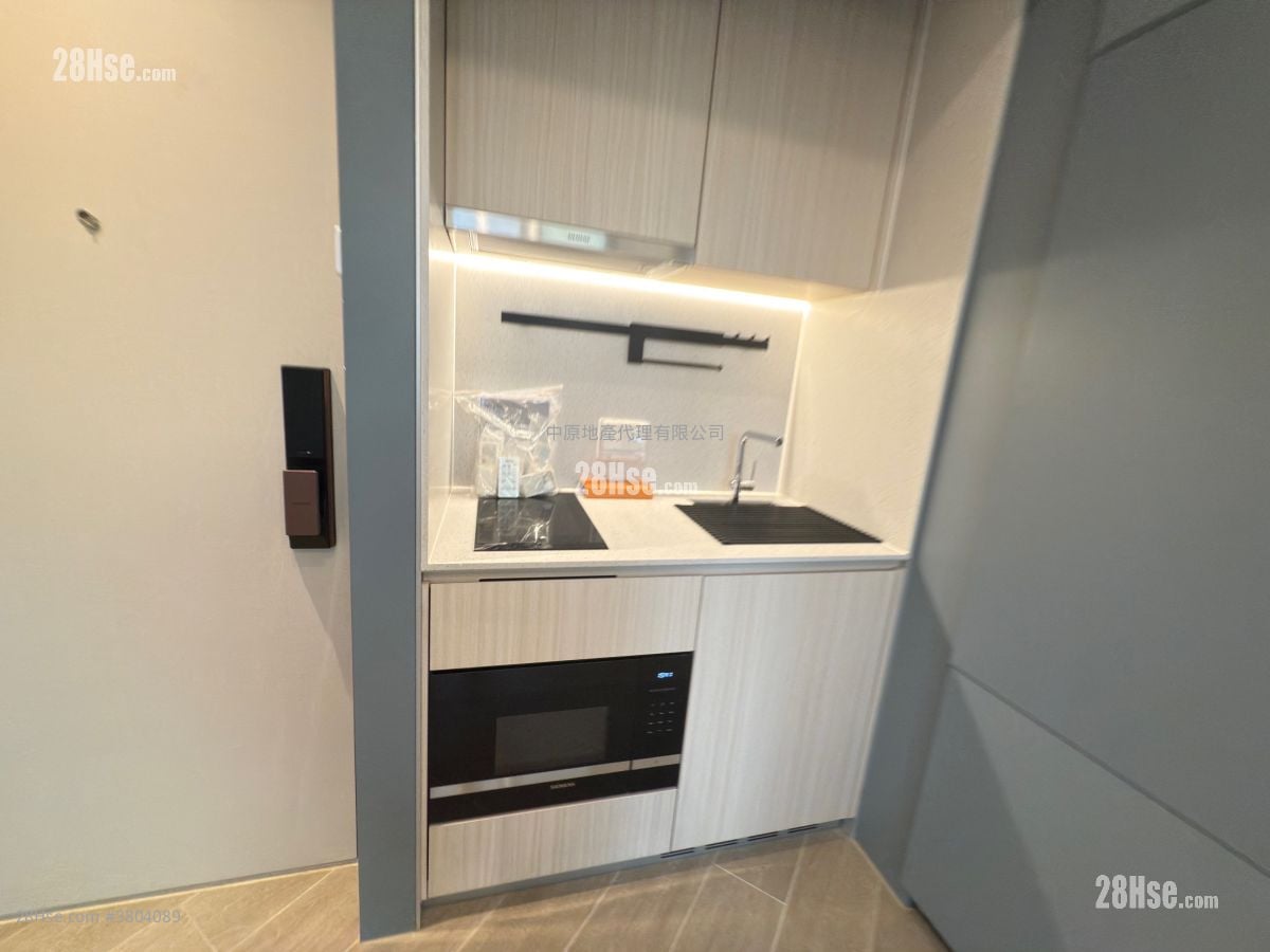 晓柏峰 售盘 1 房 246 平方尺