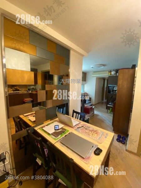 Harbour Place Sell 3 Bedrooms 590 ft²