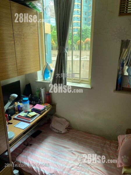 Harbour Place Sell 3 Bedrooms 590 ft²