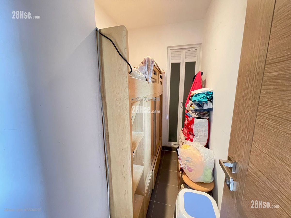 The Bloomsway Sell 4 Bedrooms , 3 Bathrooms 1,039 ft²