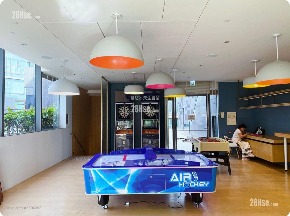 The Bloomsway Sell 4 Bedrooms , 3 Bathrooms 1,039 ft²