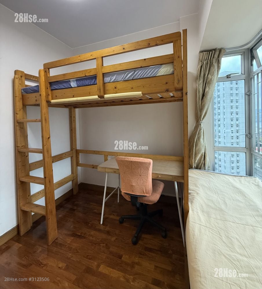 Sunshine City Rental 1 Bathroom 50 ft²